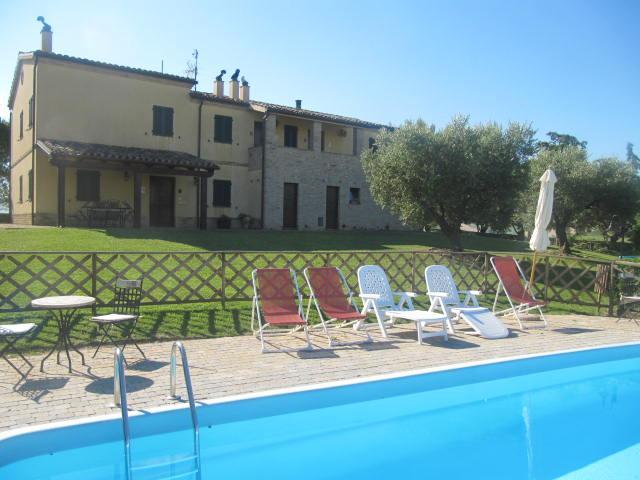 Agriturismo La Quiete Pensionat Polverigi Eksteriør billede